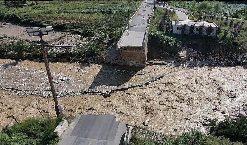 咸阳暴雨影响高速吗「陕西大桥坍塌」 丰胸